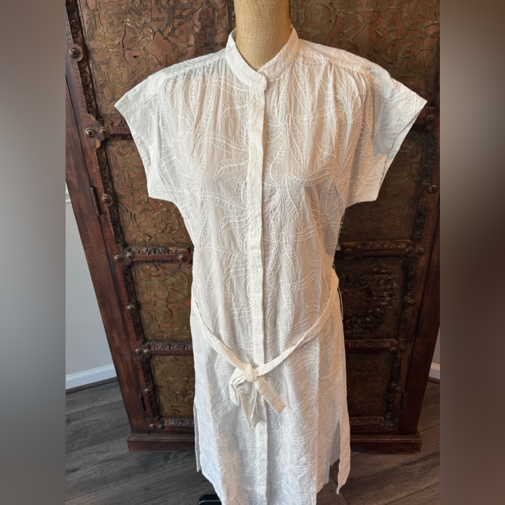 Trovata Birds of‎ Paradise white Textured Dress M